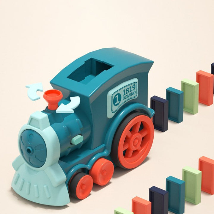 Blauer Spielzeugzug mit Dominosteinen, Kunststoff, Kinder, Lernspielzeug, bunte Dominosteine.