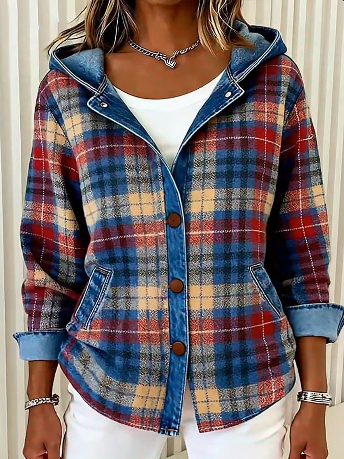 Modische Karo Damenjacke als leichte Freizeitjacke mit Kapuze