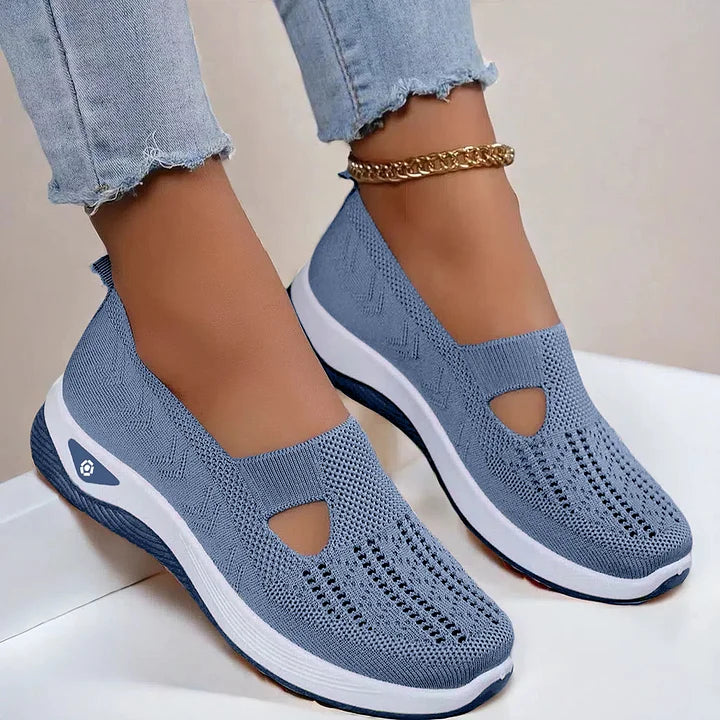 Rutschfeste Sohle: Komfortabler Damen Slip-On Sneaker, sicher und stabil für alle Untergründe.