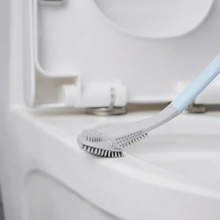 Toilettenbürste mit flexiblem Kopf, hellblau, für gründliche WC-Reinigung, hygienisch, langlebig.