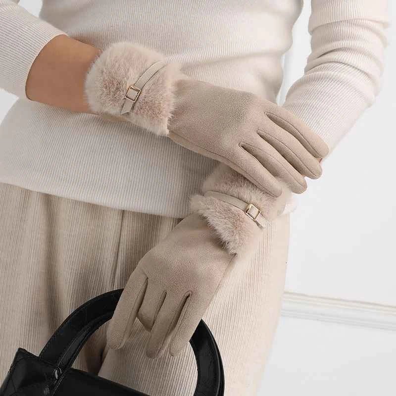 Stylische schwarze Damen-Winterhandschuhe mit Touchscreen-Funktion, ideal für Outdoor-Aktivitäten.