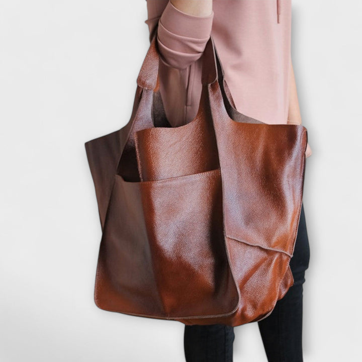 Modische Schultertasche Arwen für den Alltag und Wochenendausflüge
