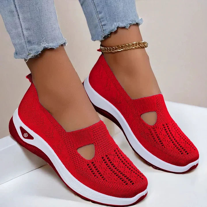Damen Freizeitschuh: Slip-On Sneaker mit atmungsaktivem Obermaterial & rutschfester Sohle.