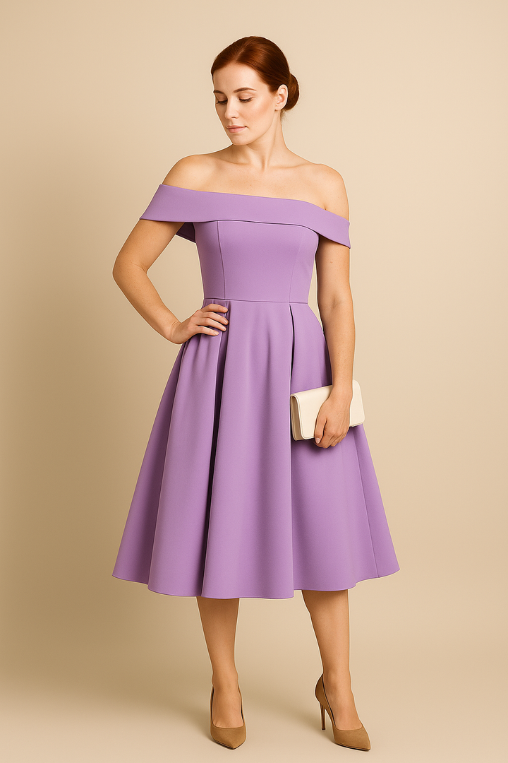 Elegantes Festkleid für Damen, schulterfrei geschnitten in A-Linie