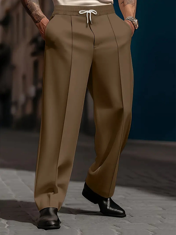 Komfortable Herrenhose mit geradem Bein und Eingrifftaschen