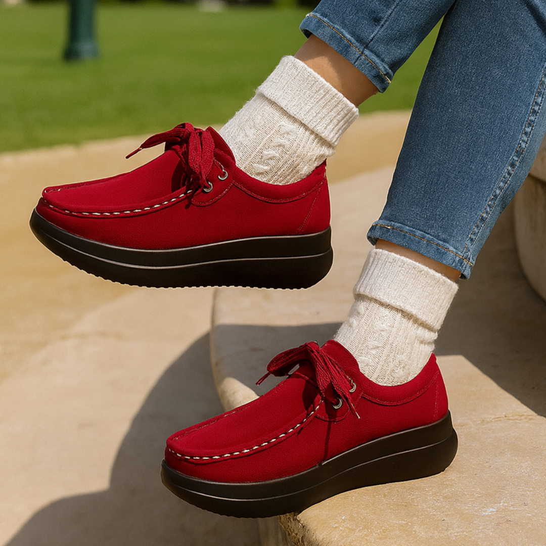 Leichte Damen Schnürschuhe im Alltag-Design von der Seite