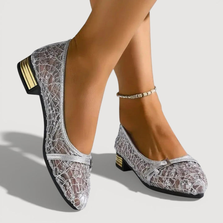 Modische flache Schuhe für Damen mit niedrigem Absatz in edlem Design