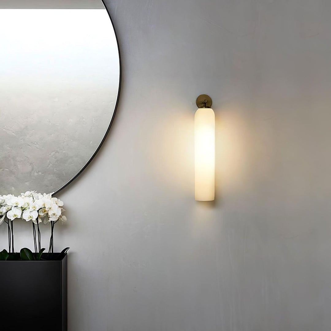 Moderne Kunstglas-Wandleuchte für elegante Räume