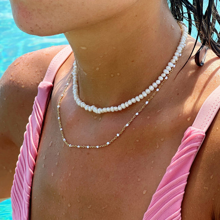 Hypoallergene Damen Halskette (weißgold), Perlenoptik, ideal für Alltag & Geschenk.