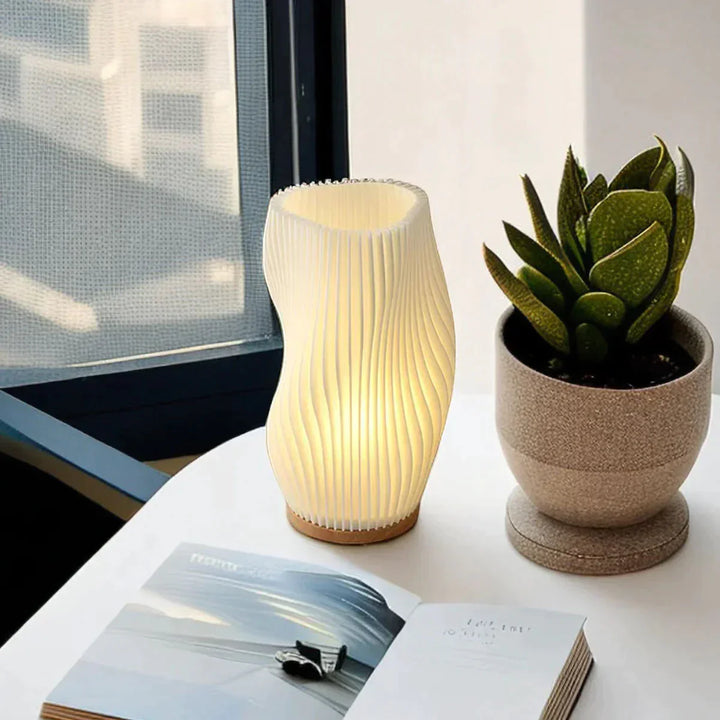 Moderne USB-Tischlampe für stilvolle Beleuchtung