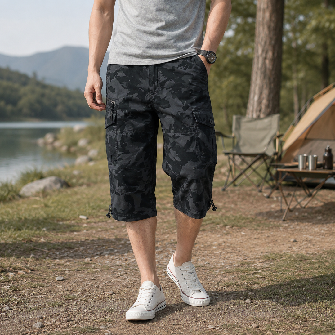 Bequeme Herren Outdoor-Wandershorts (Capri), schnelltrocknend & robust. Vielseitige Cargo-Funktion.