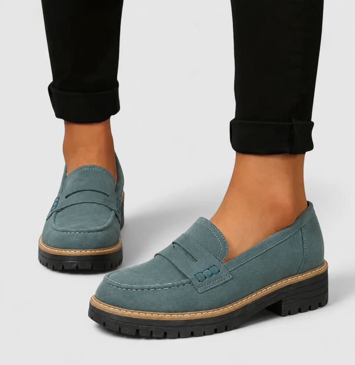 Stilvolle Damen Plateau Loafer für einen eleganten Look. Bequeme Damenschuhe für Büro & Freizeit, vielseitig kombinierbar.