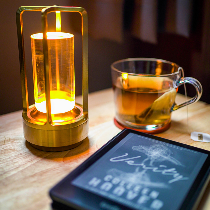 Exklusive Tischlampe für Innenräume mit Kristallglas