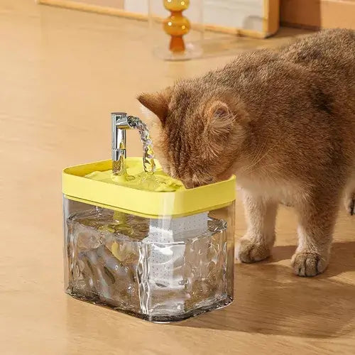 Automatischer Trinkbrunnen für Haustiere