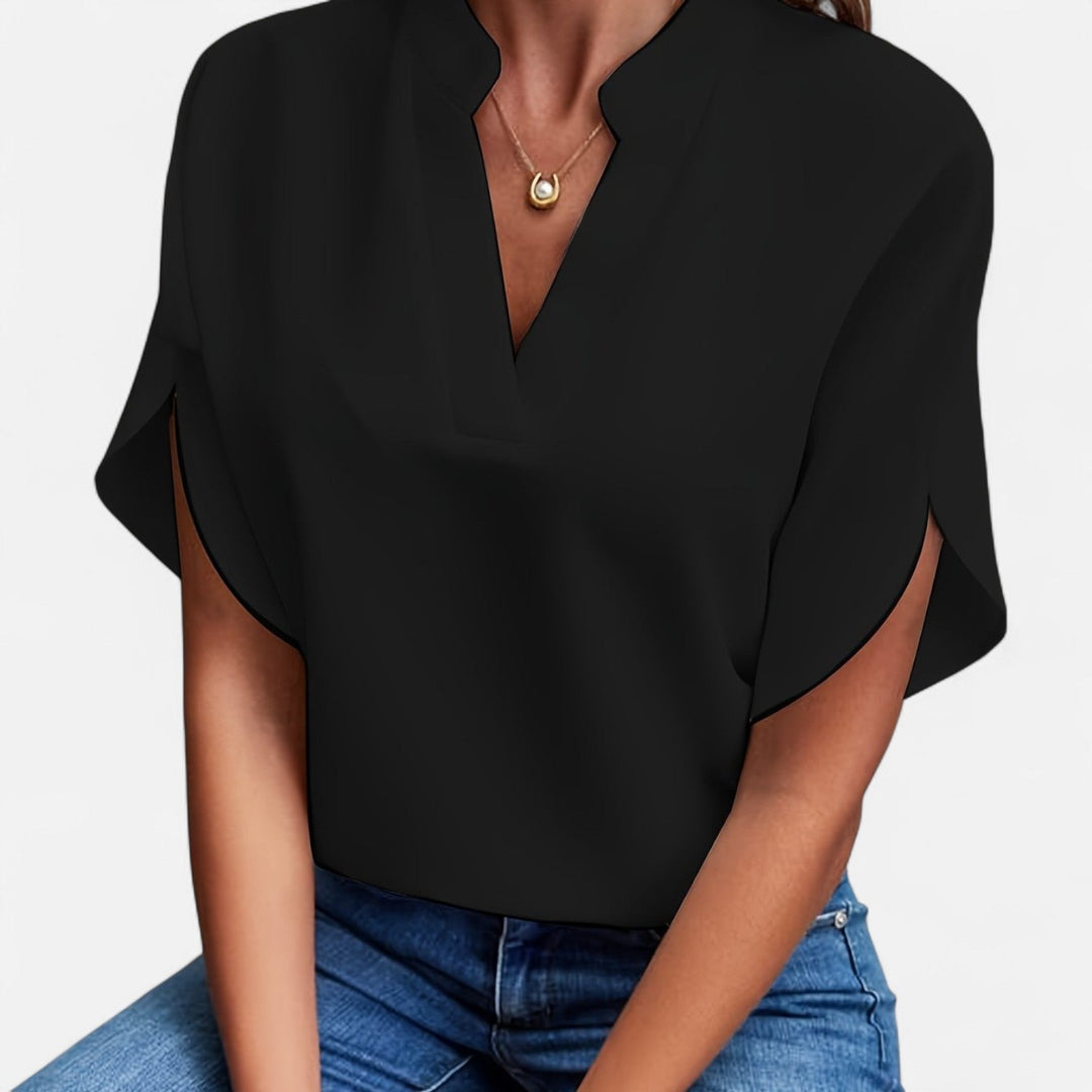 Damen Bluse Clara mit weiten, ausgestellten Ärmeln, ideal für Business Casual, Freizeit und besondere Anlässe.