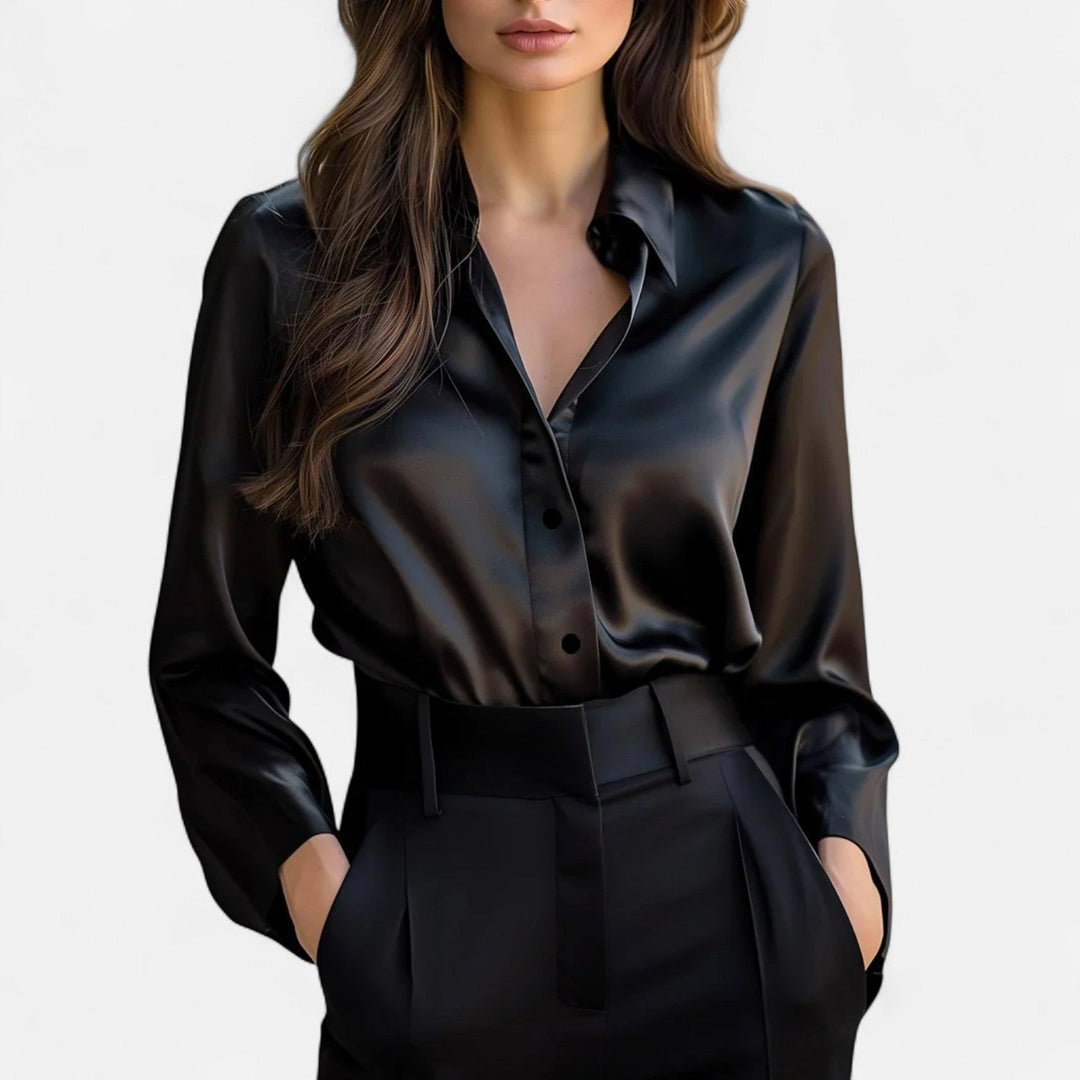 Edle Clara Satin-Damenbluse, Langarm. Glänzendes Oberteil, vielseitig für festliche oder elegante Sommerlooks.