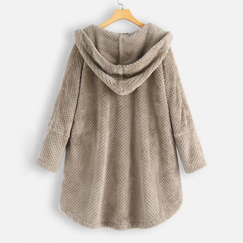 Bequeme Damenjacke mit Knöpfen und tiefer Kapuze
