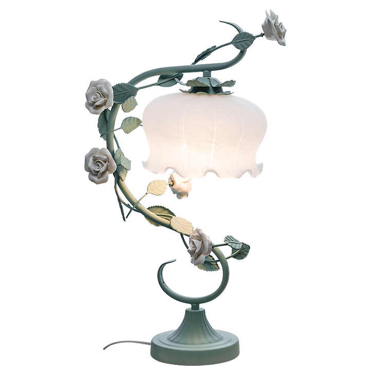 Stilvolle überdachte Rosenlampe für Romantische Räume