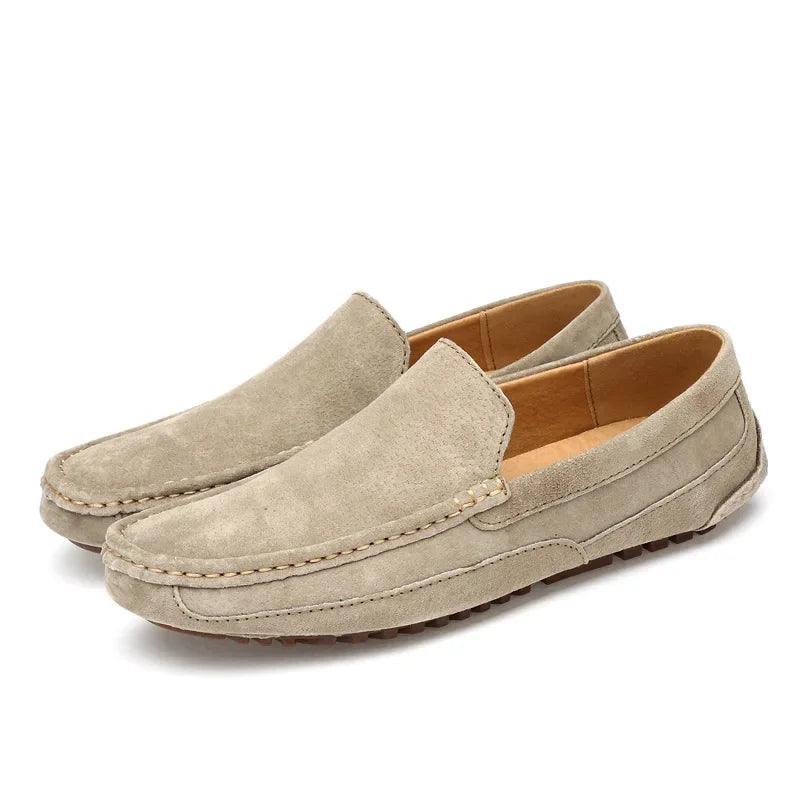 Klassische Herren Mokassins in Wildleder-Optik, bequeme Slip-on Schuhe für Frühling & Herbst.