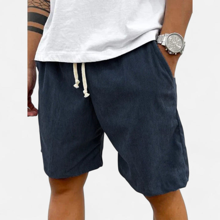 Vielseitige Herren Sommer Shorts: Gepflegte, kurze Freizeithose für warme Tage und stilvolle Auftritte.