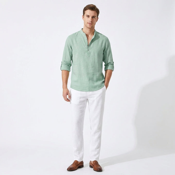 Herrenbekleidung: Beiges Stehkragenhemd für elegante Looks