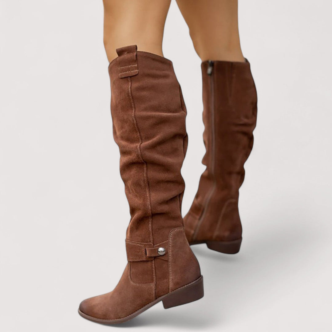 Stilvolle gefütterte Stiefel für kalte Wintertage