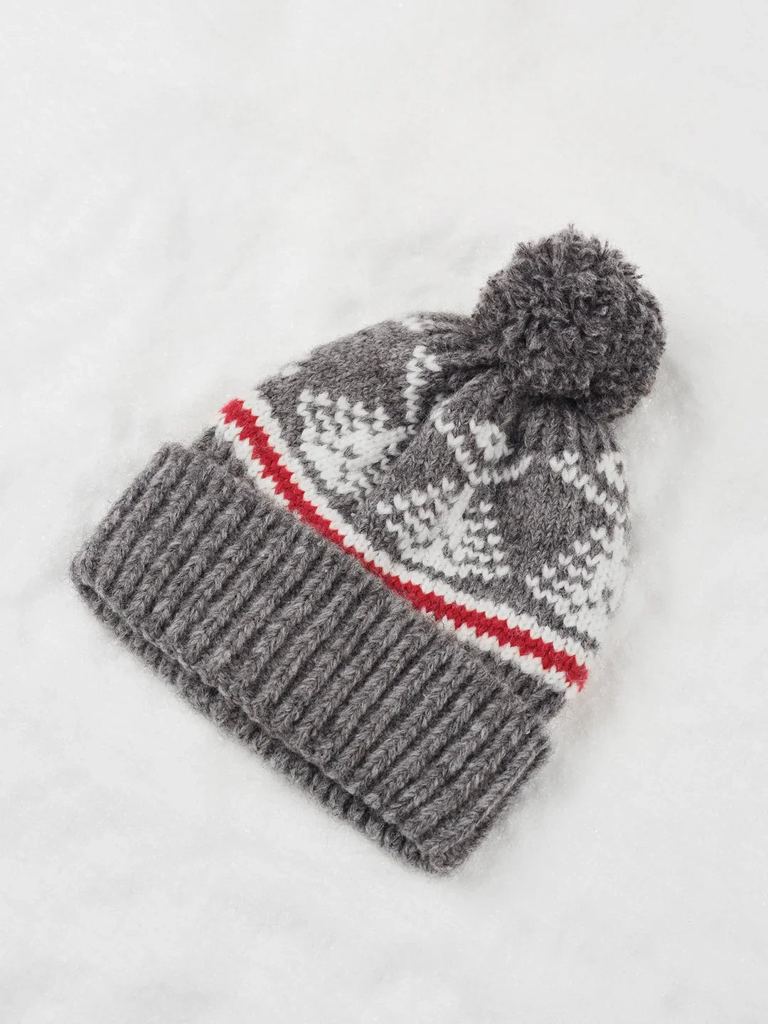 Kuschelige Damen Strickmütze, warm & stylisch. Perfekte Wintermütze für Damen, ideal für Outdoor-Aktivitäten.