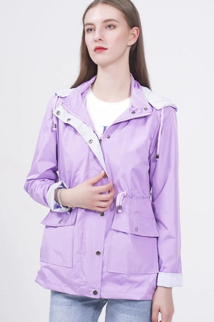 Damen Übergangsjacke, wasserdicht mit Kapuze und Kordelzug, perfekt für Freizeit & Outdoor.