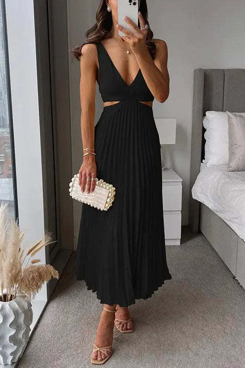 Hochwertiges Plissee-Abendkleid für Damen, elegant tailliert und bequem; ideal für lange Feiern.