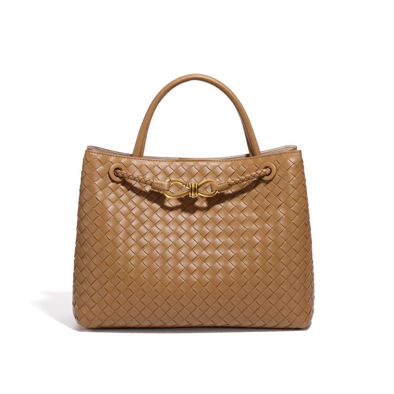Damen Handtasche Ruby in klassischem Schwarz im Detail gezeigt