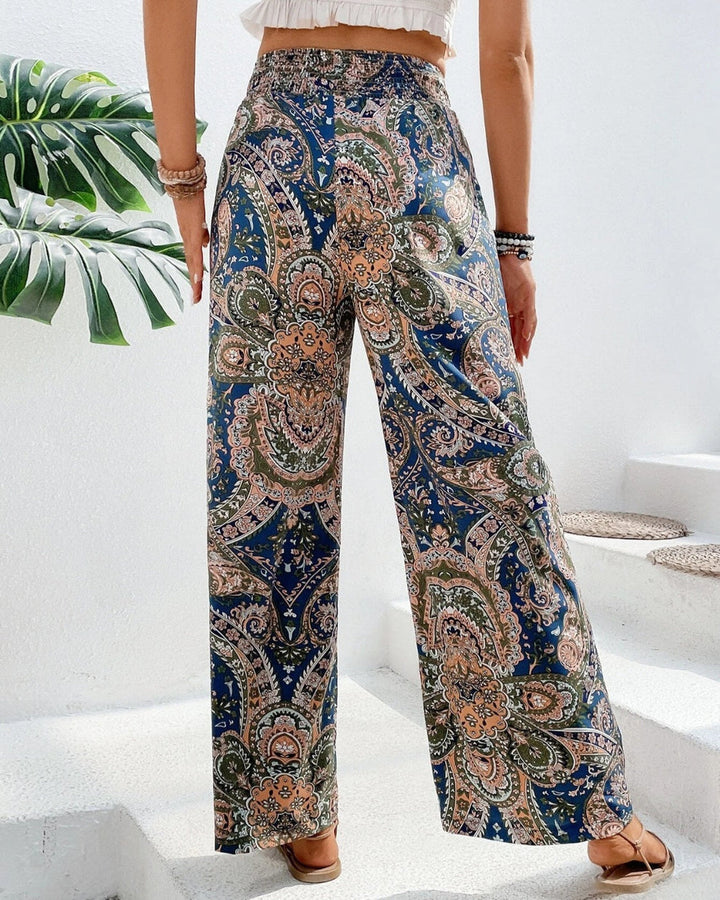 Damen Strandmode Stoffhose mit Paisley Print von hinten gesehen