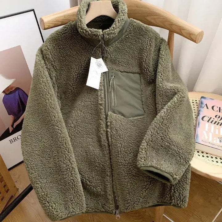 Herren Leon Fleecejacke in Olive mit Reißverschlusstasche