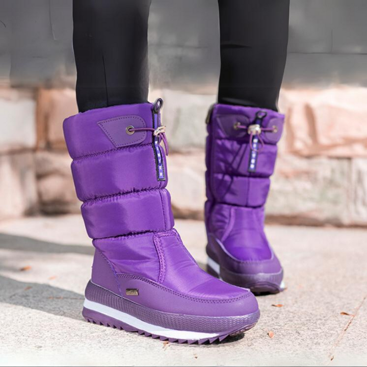 Modische Damen Winterstiefel in Schwarz, elegant und warm, passend zu jedem Winter-Outfit.