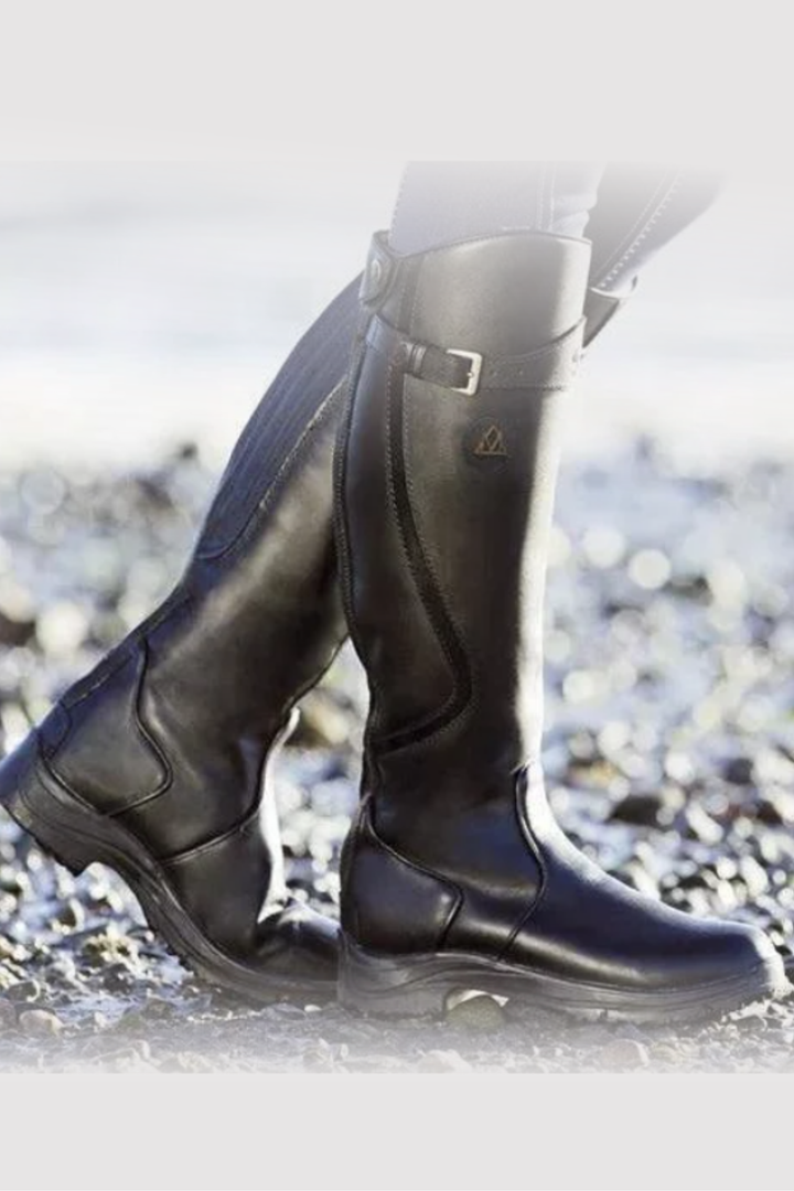 Elegante kniehohe Damen Reitstiefel in klassischem Design