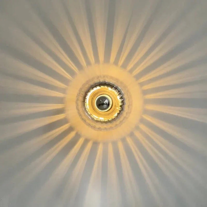 Nordic Bauhaus Glas-Wandlampe, dekorativ, warmes Licht, Wohnzimmer, modernes Design.
