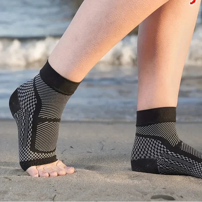 Atmungsaktive Knöchel-Kompressionsbandage für dauerhaften Komfort bei Sport & Alltag.