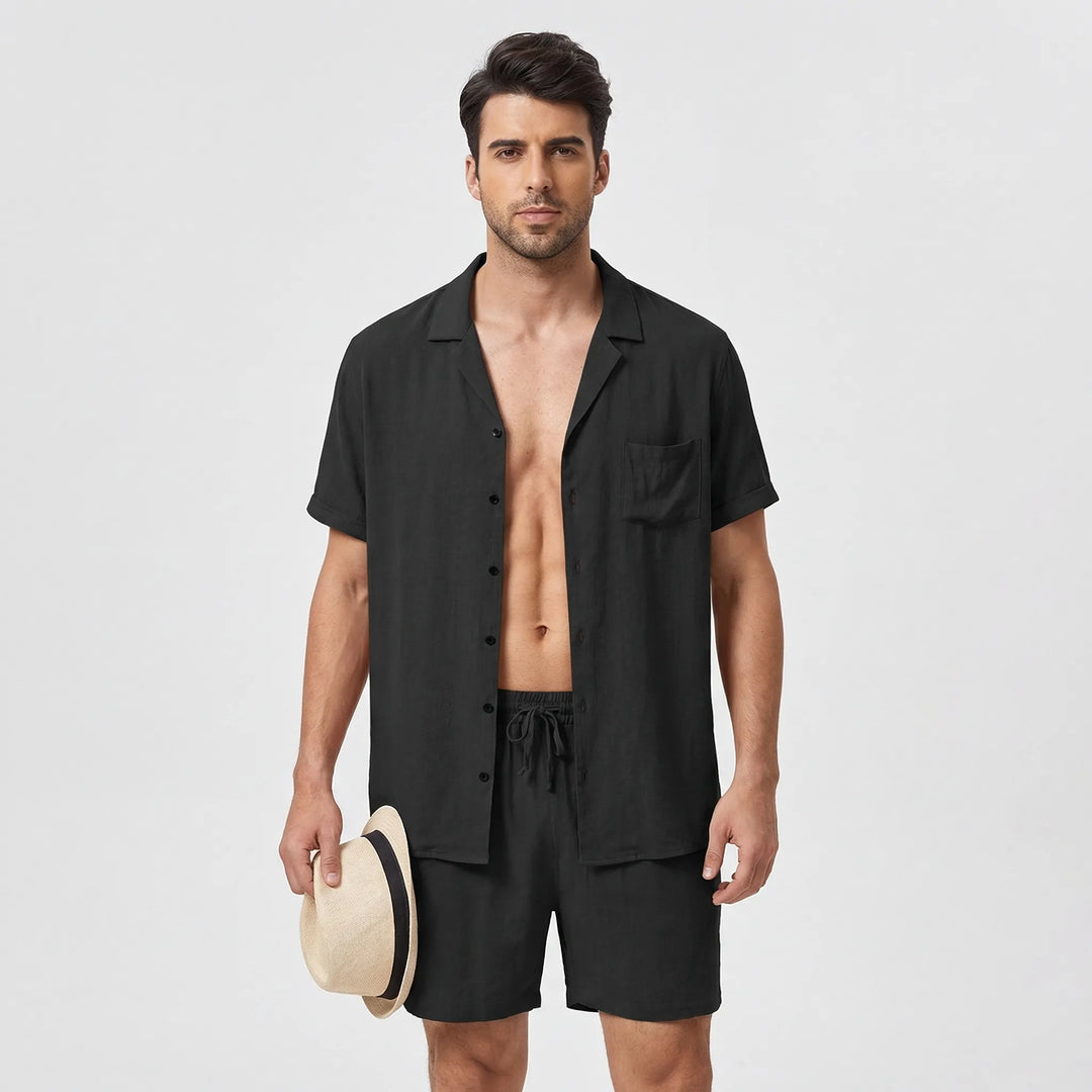 Freizeitkleidung Set bestehend aus Hemd und passenden Shorts