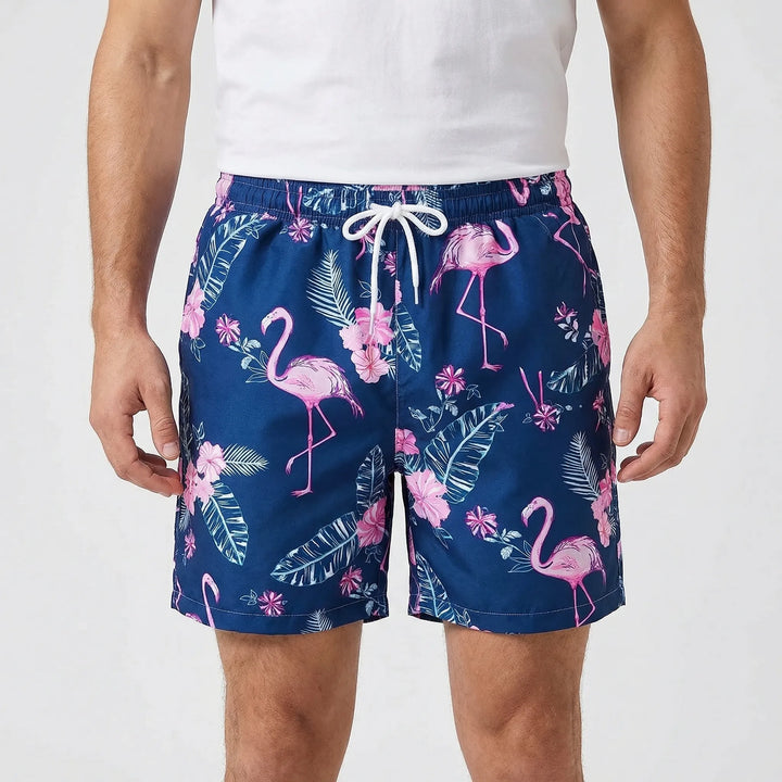 Perfektes Urlaubsoutfit für Herren mit Hemd und Shorts