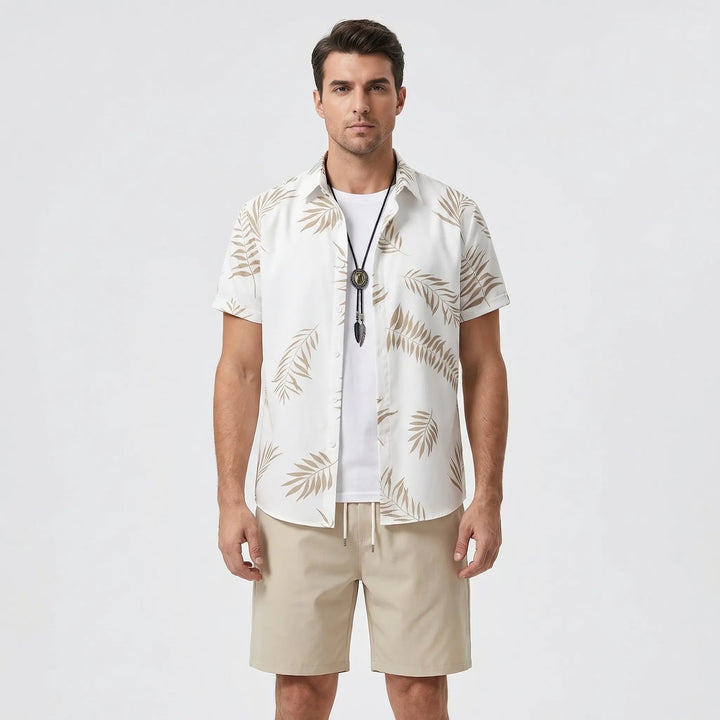 Modisches Sommer Set für Herren mit Hemd und Shorts