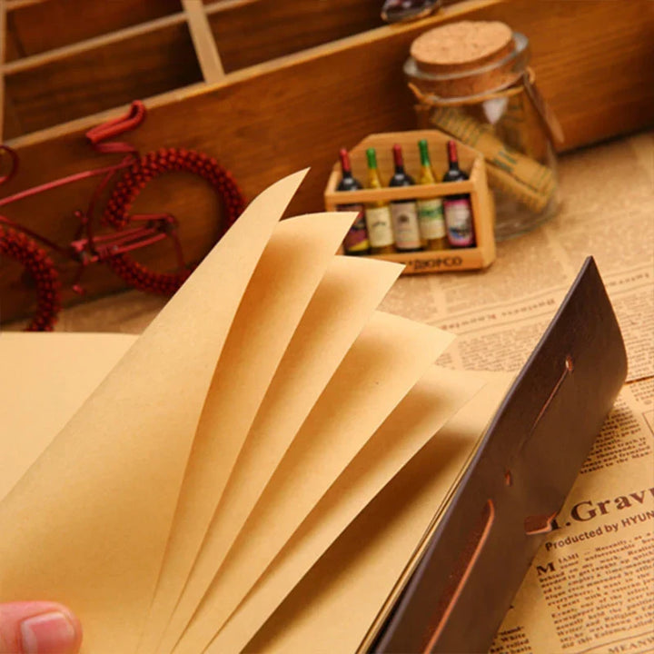 Vintage Tagebuch in flacher Liegeposition