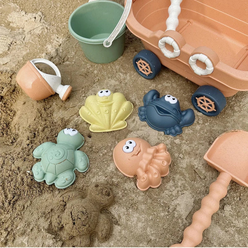Robustes Kinder Strand-Sandspielzeug-Set für langanhaltenden Outdoor-Sommerspaß am Meer.