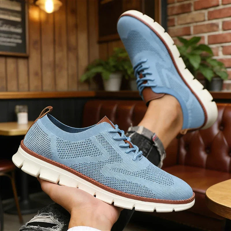 Genieße Ganztageskomfort mit diesen leichten, atmungsaktiven Herren-Sneakers für Freizeit.