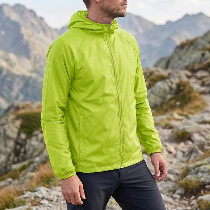Robuste Wanderjacke für Herren für wechselhaftes Wetter