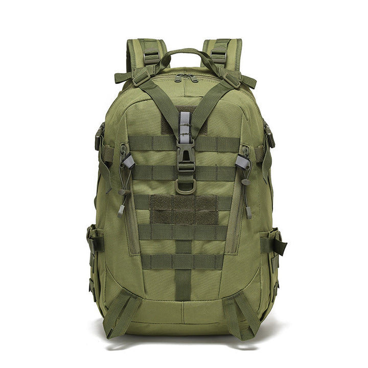 Seitenansicht des schwarzen taktischen Rucksacks mit Kompressionsriemen