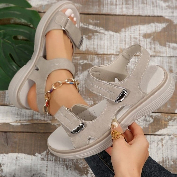 Ergonomische Damensandalen mit Fussgewölbestütze. Orthopädischer Komfort & Unterstützung für Alltag & Freizeit.