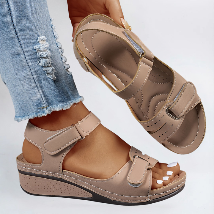 Weiche, flexible Damen Orthopädische Sandalen für maximalen Komfort und schmerzlindernde Entlastung.