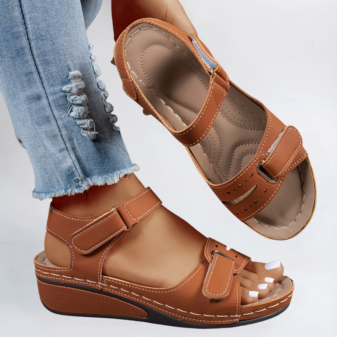 Elegante orthopädische Damen Sandalen für Sommer-Komfort, flexibel und schmerzlindernd.