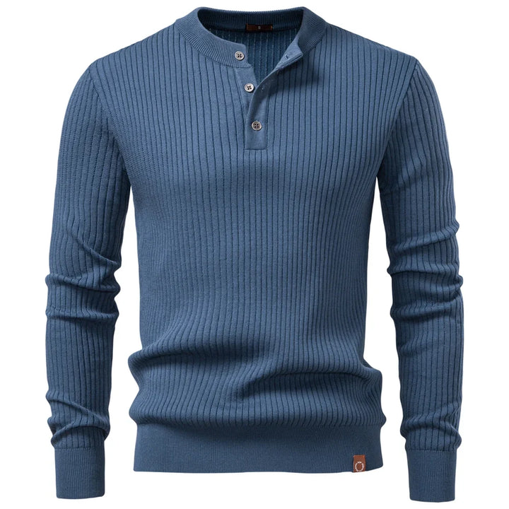 Blauer gerippter Herrenpullover mit langen Ärmeln