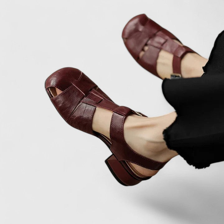 Elegante Sommerschuhe mit sicherem Verschluss und hohem Tragekomfort