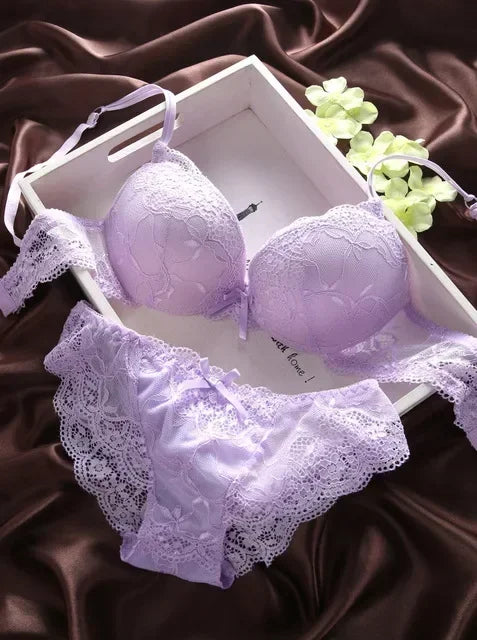 Eleganter BH mit Push-up Effekt und floraler Spitzendekoration für Damen
